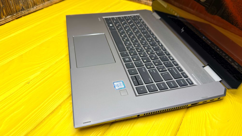 Потужний Ноутбук-Трансформер Hp Zbook Studio X360 G5 /Quadro P1000 4GB