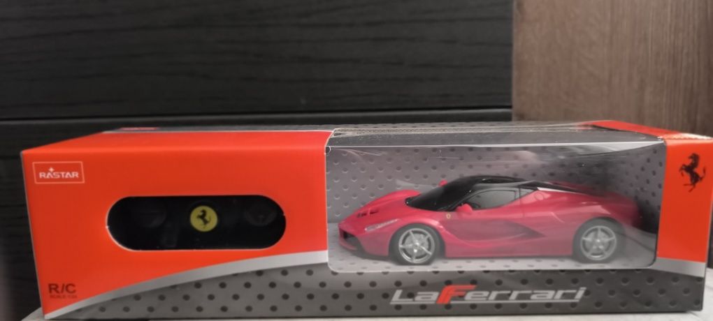 Auto zdalnie sterowane Ferrari Rastar