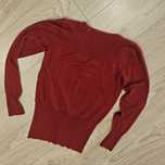 Sweter zapinany na guziki