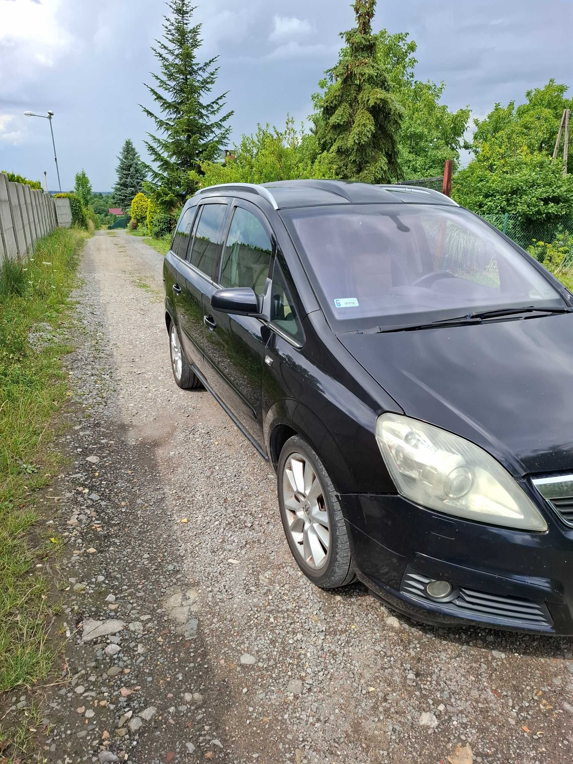 Opel Zafira B 2006 r.  1.9 ctdi 120 km, 7 osobowy,  Panorama