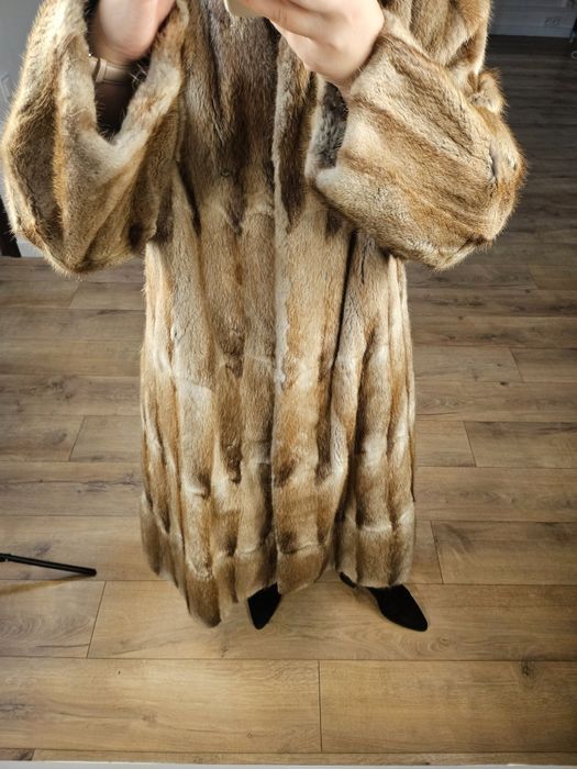 Sprzedam wyjątkowe, naturalne futro z norek w bardzo dobrym stanie!