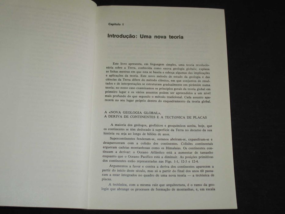 Livro A Terra Nova Geologia Global Peter J. Wyllie