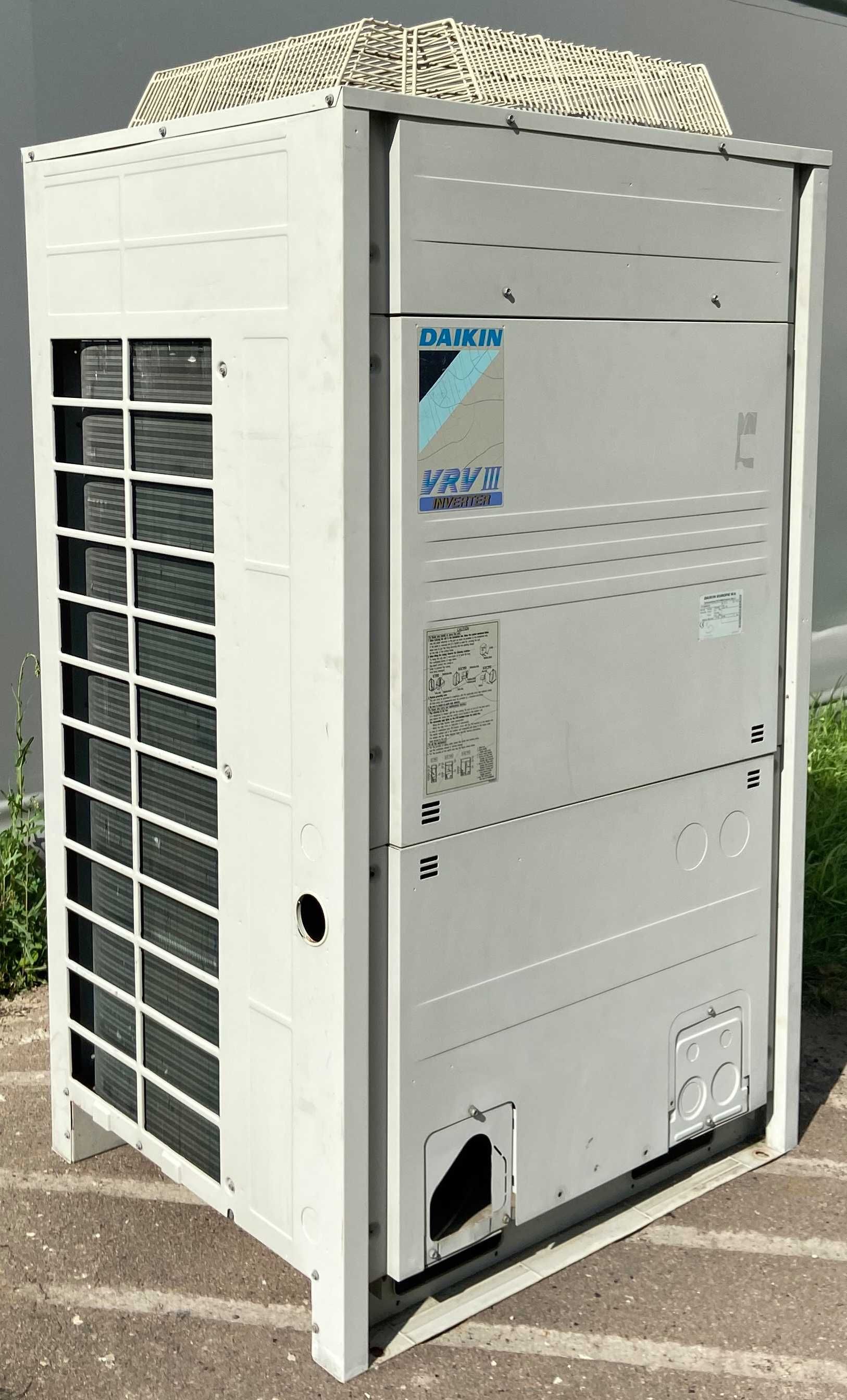 Наружный блок инверторный Daikin RXYQ12P тепловой насос (до 370м2)