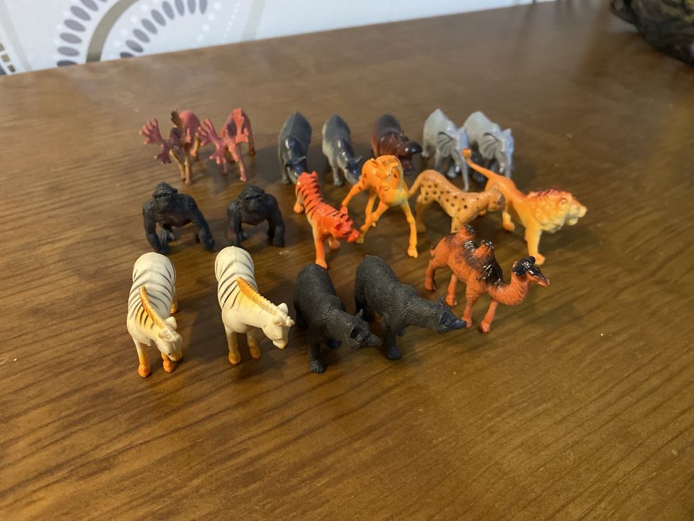 Bonecos miniatura Kinder - Ferrero e animais