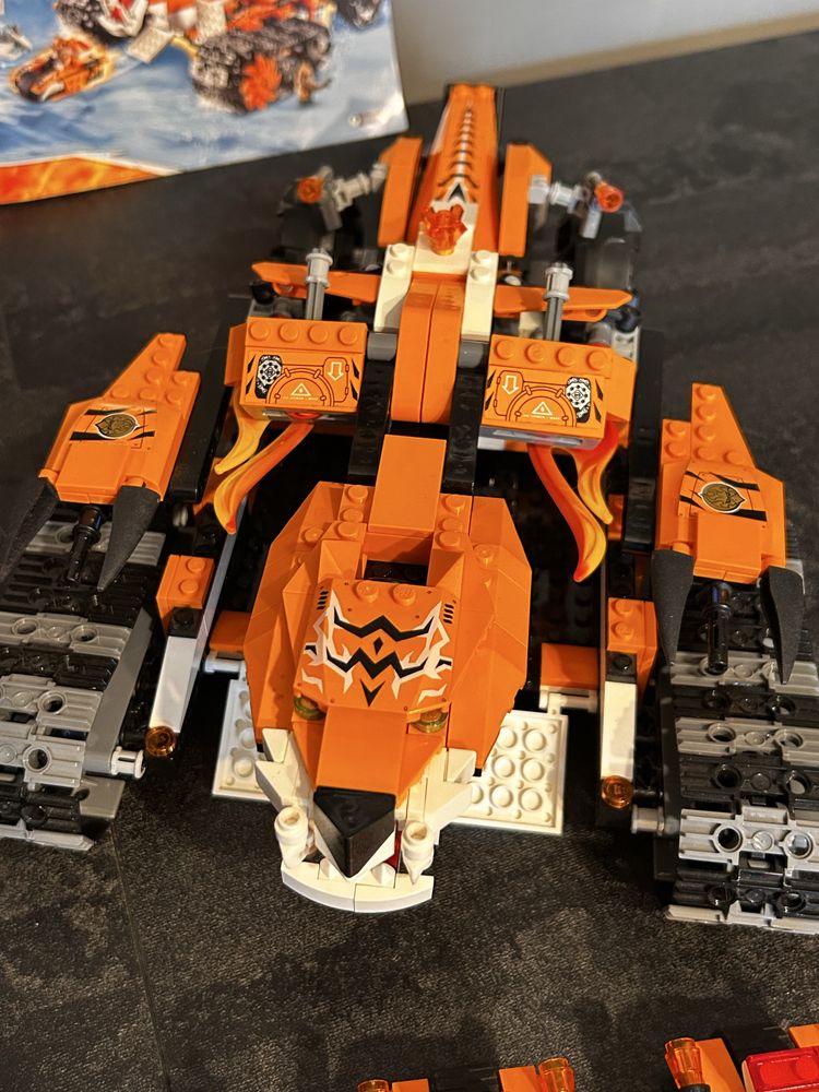 LEGO ® 70224 Legends of Chima  - Lotny oddział Tigera