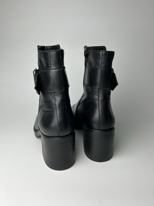 39р. Шкіряні жіночі черевики Vagabond