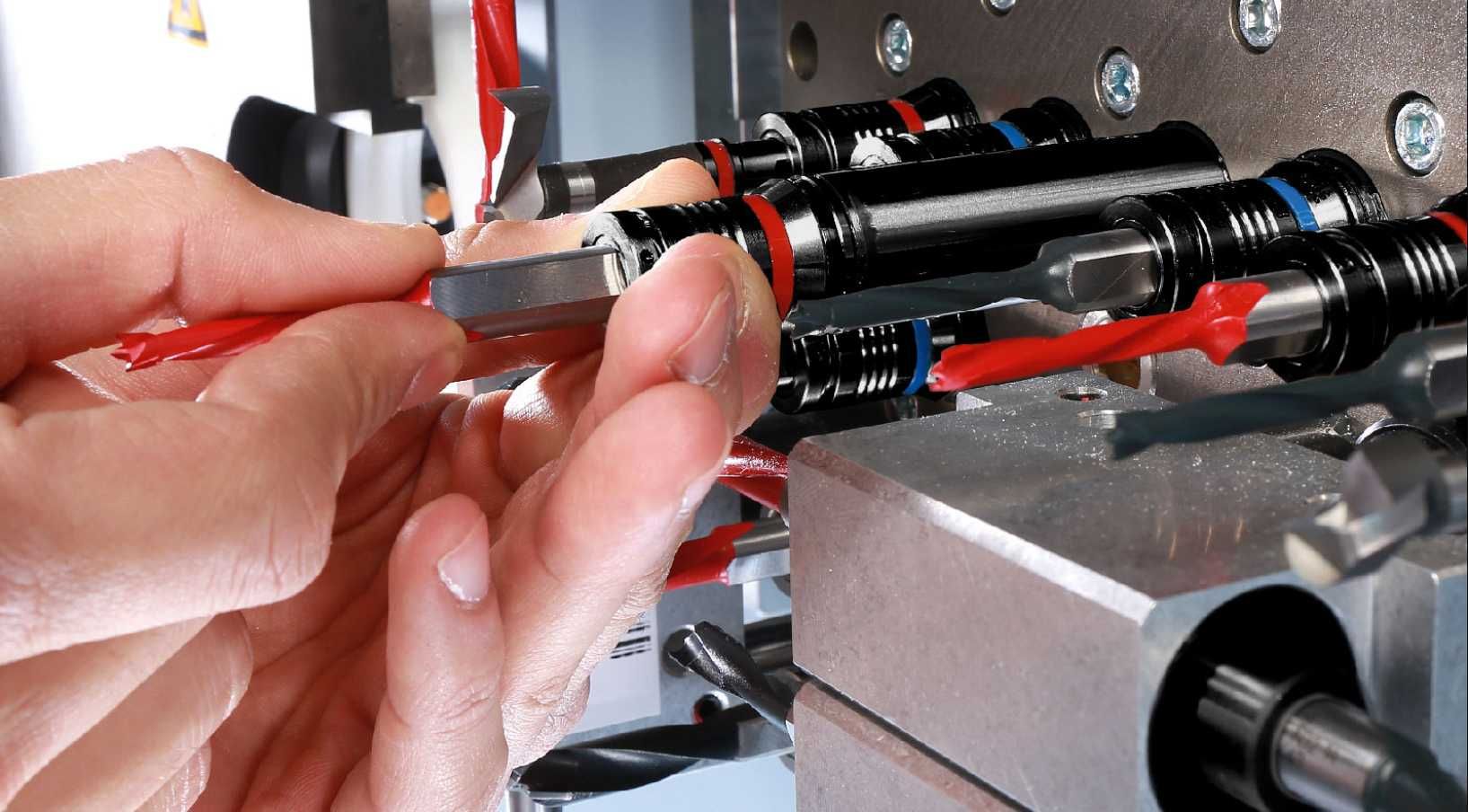 Serwis CNC Homag,Weeke, SCM,Biesse, Felder. Serwis sprężarek śrubowych