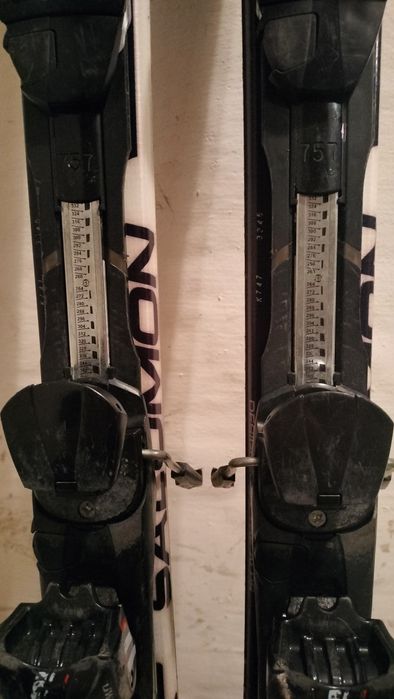 Narty zjazdowe Salomon z zapięciem 158