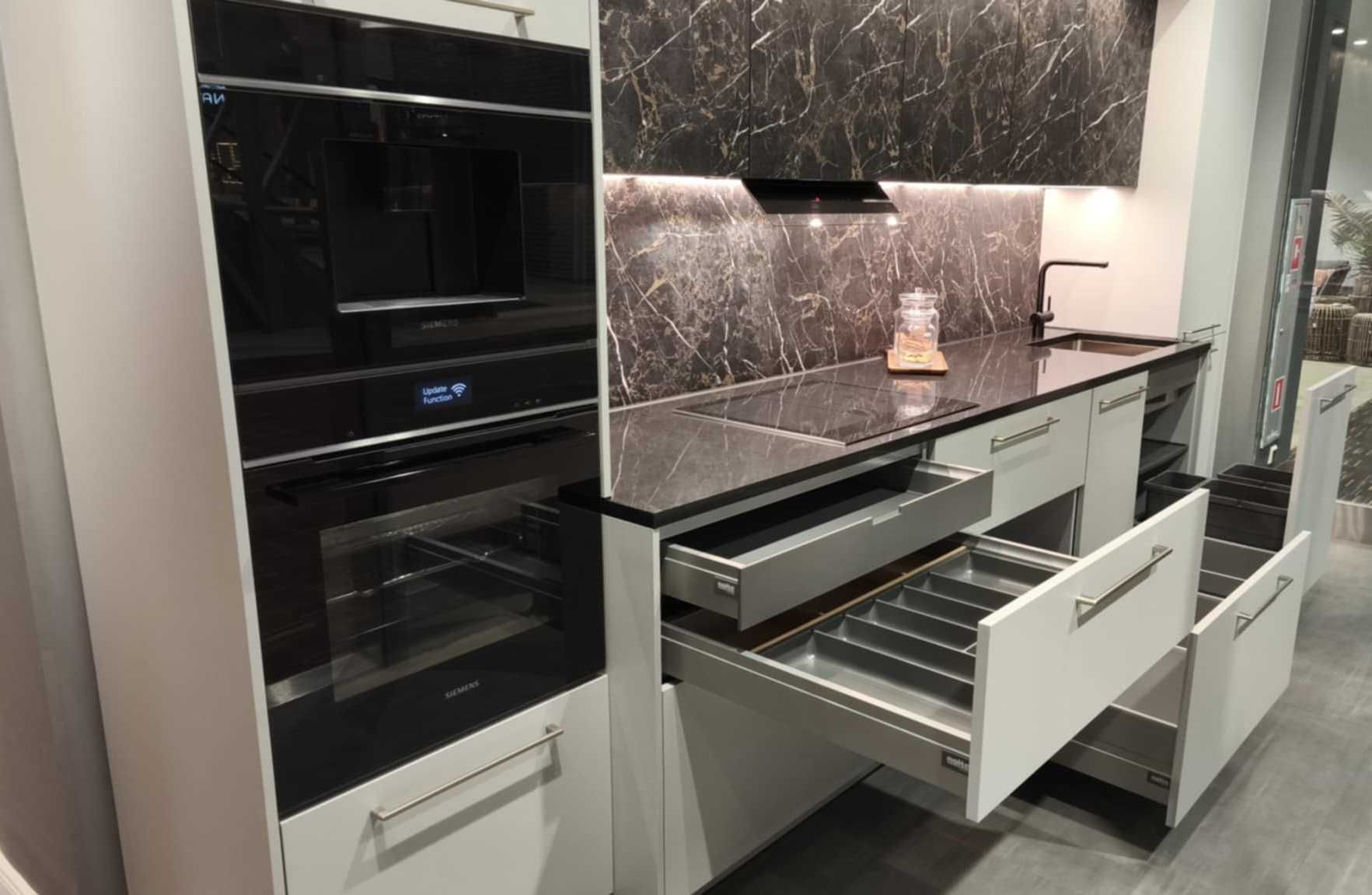 Kuchnie niemieckie Nolte – wyprzedaż ekspozycji – model FEEL+MARBLE