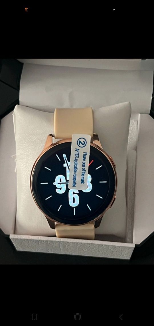 Smartwatch Active 2 – Styl i funkcjonalność + Prezent breloczek