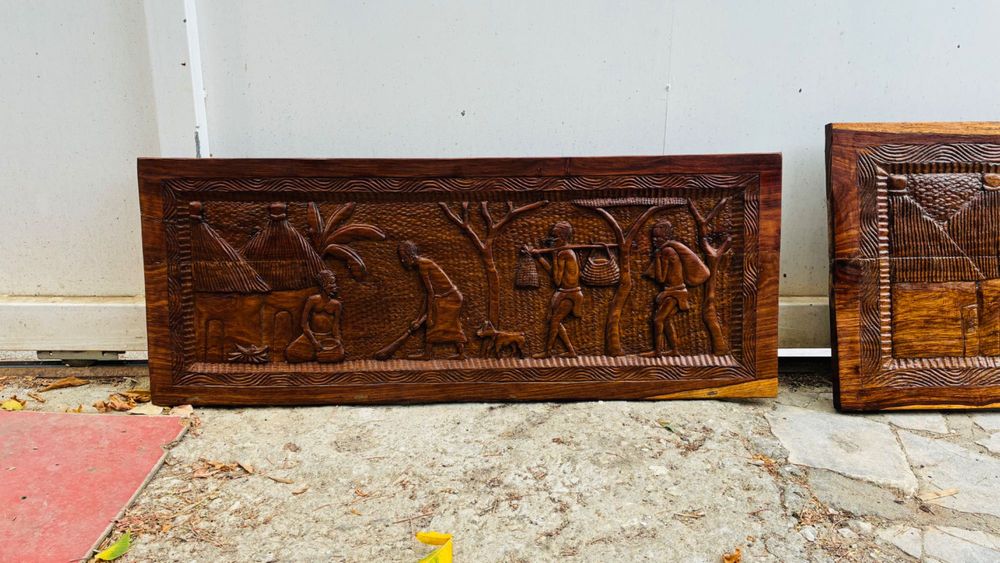 Painéis africanos em talha