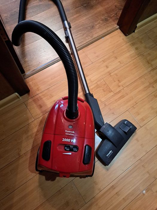 Пилосос для сухого прибирання