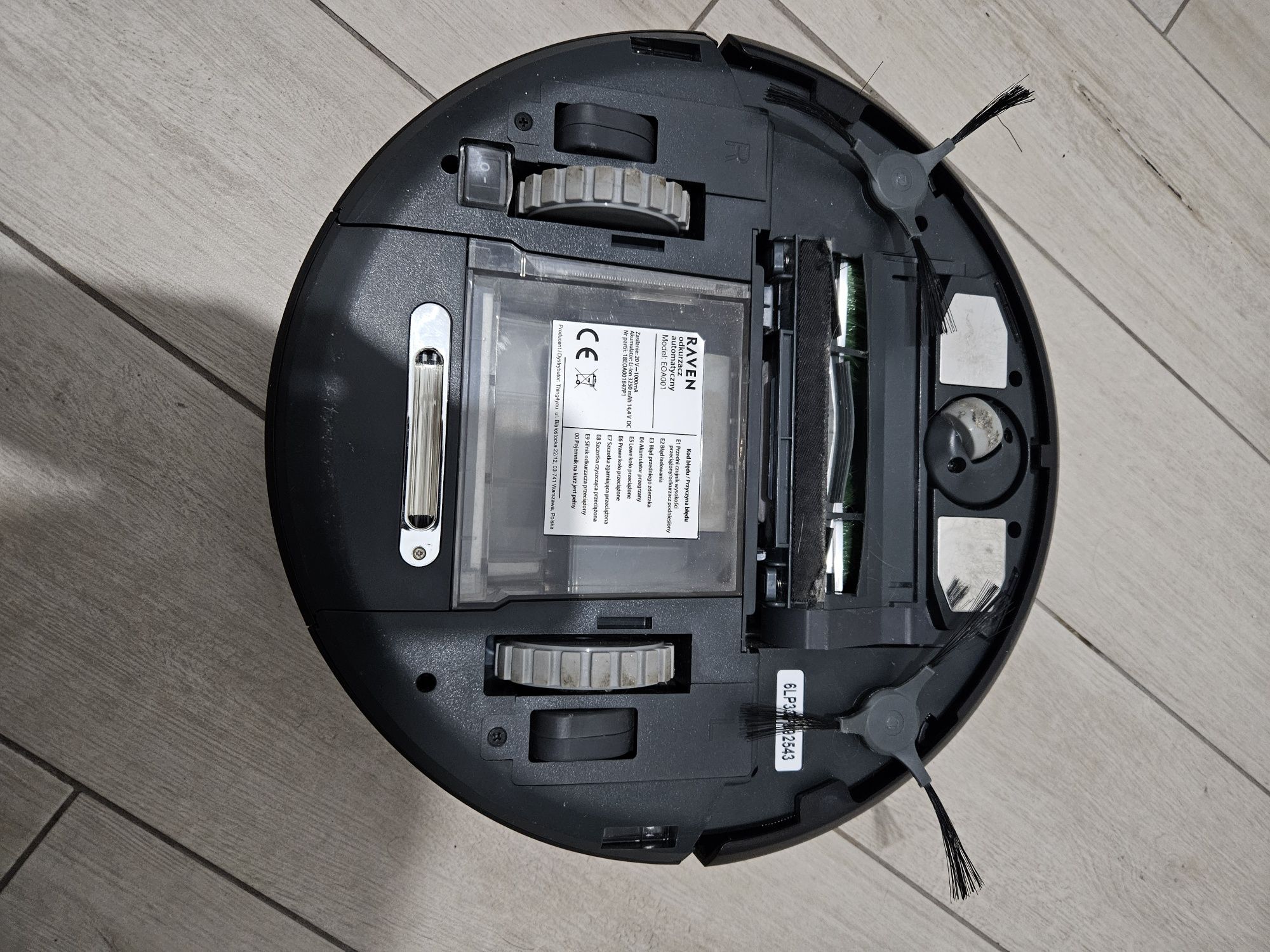 Robot sprzątający z funkcją mopowania Raven EOA001