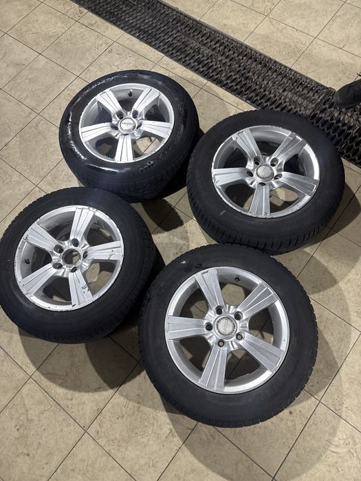 Комплект дисков R15 5x114,3 EТ40 6,5j с зимней резиной 195/65/15