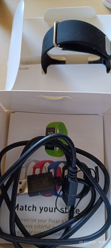 Polar czarny zegarek smartwatch