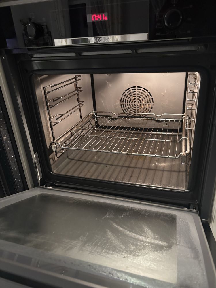 Piekarnik Bosch HBA554EB0/30