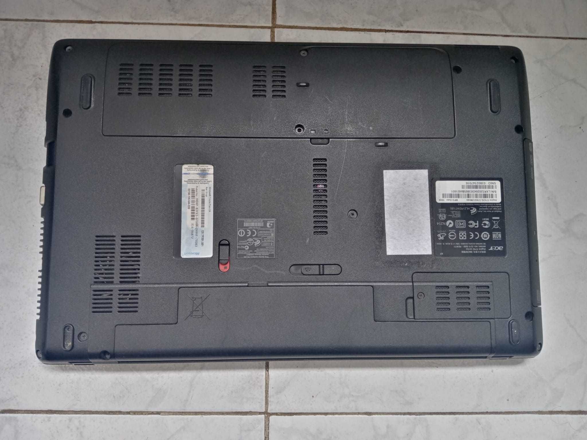 Portátil i3 Acer Aspire 5742