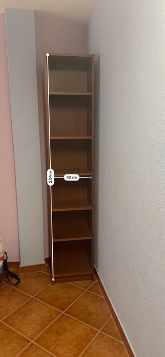 Movel alto com prateleiras IKEA