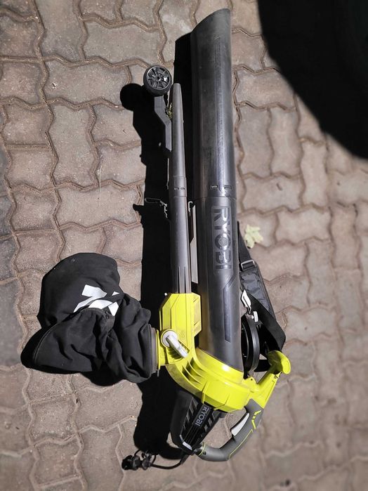 RBV3000CESV Odkurzacz-Dmuchawa RYOBI - zasilanie kabel