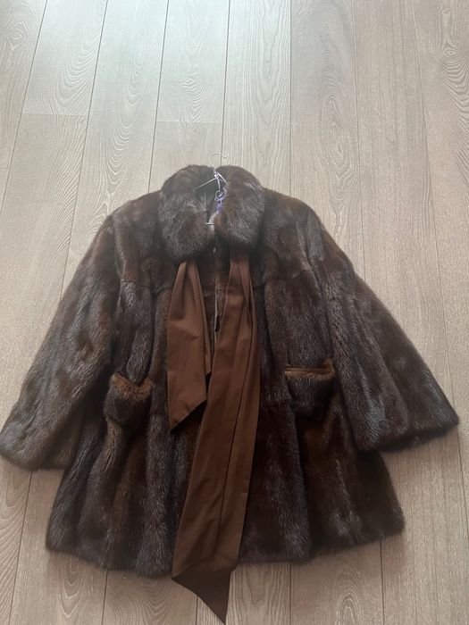 Продам натуральную шубу