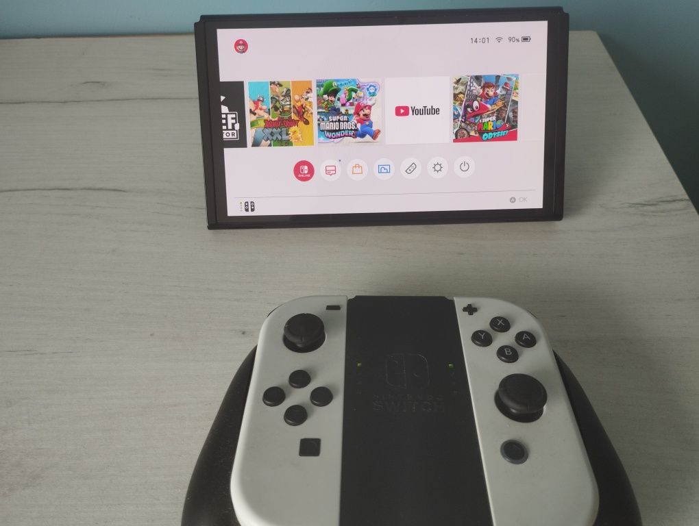 Nintendo switch OLED na gwarancji