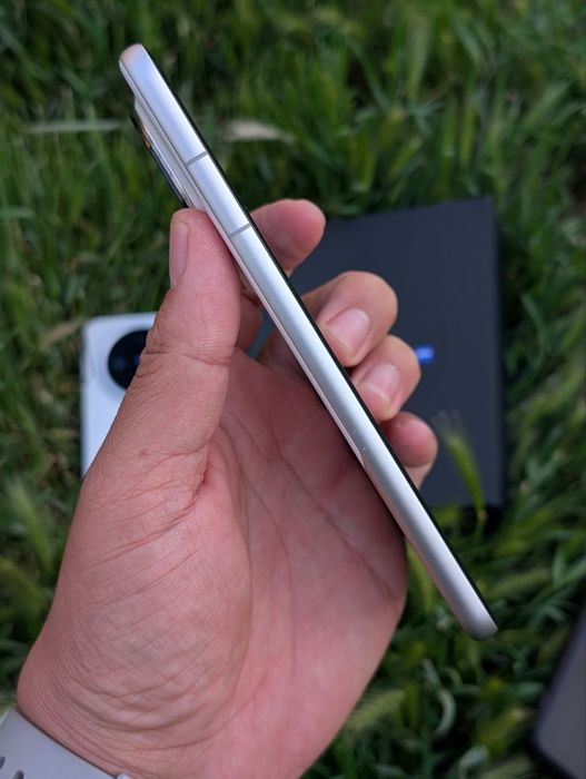 Huawei mate 60 pro (12/512 Harmony Play market top 10 камерафон 2025)