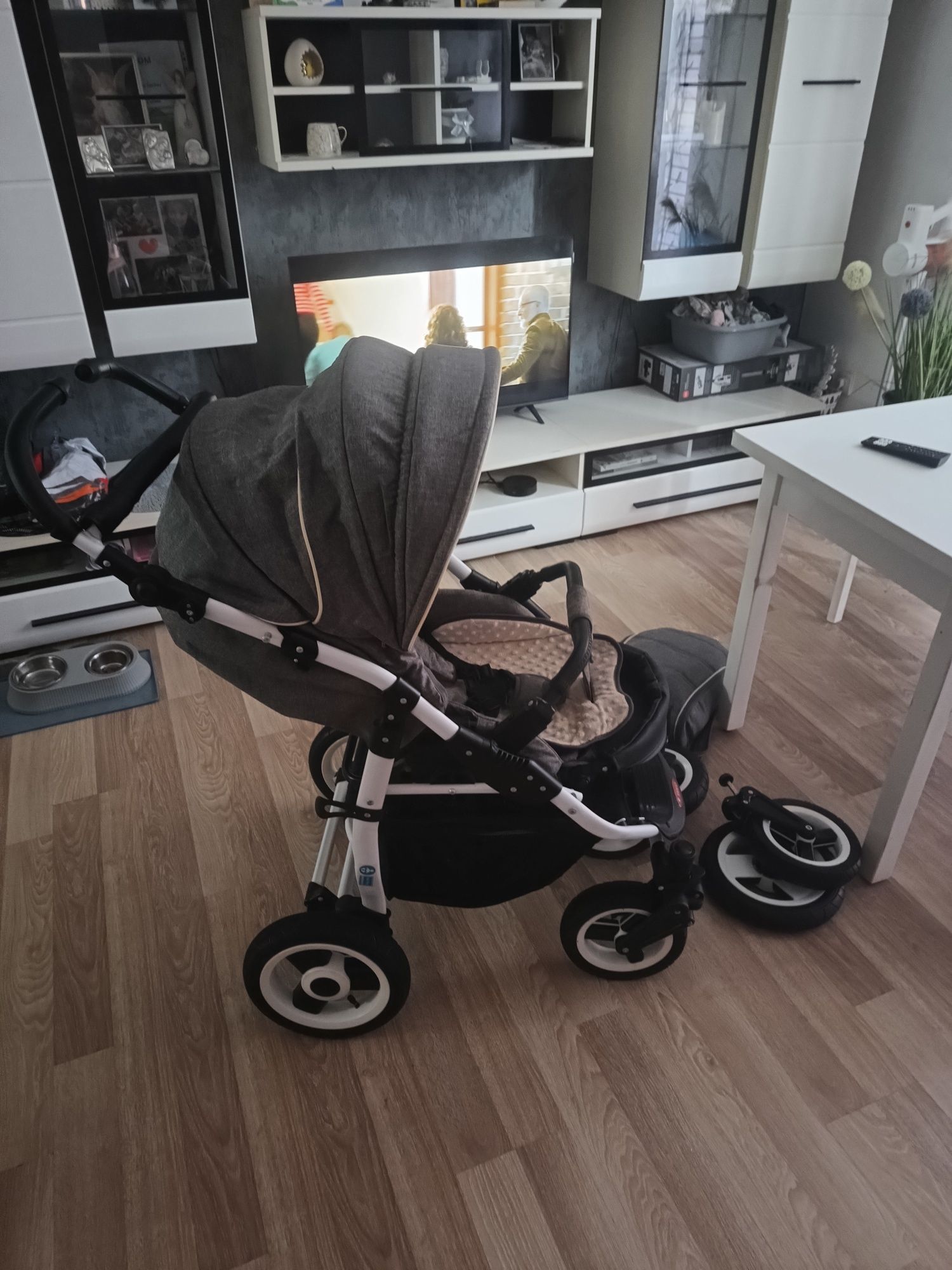 Wózek spacerowy adbor Vero prawie nowy