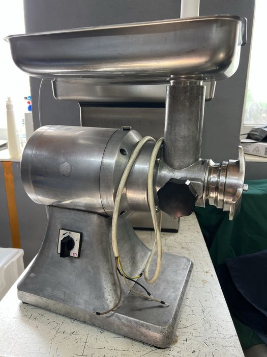 Промислова мясорубка Fama, Sirman 12,380в