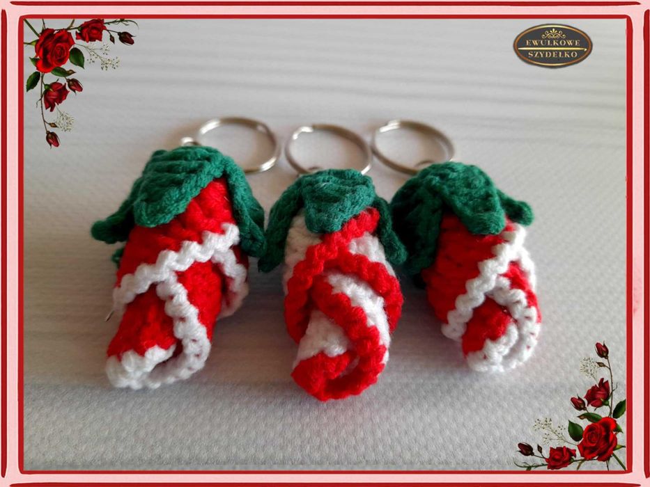 Wisienki wykonane na szydełku - breloczek / brelok / zawieszka.