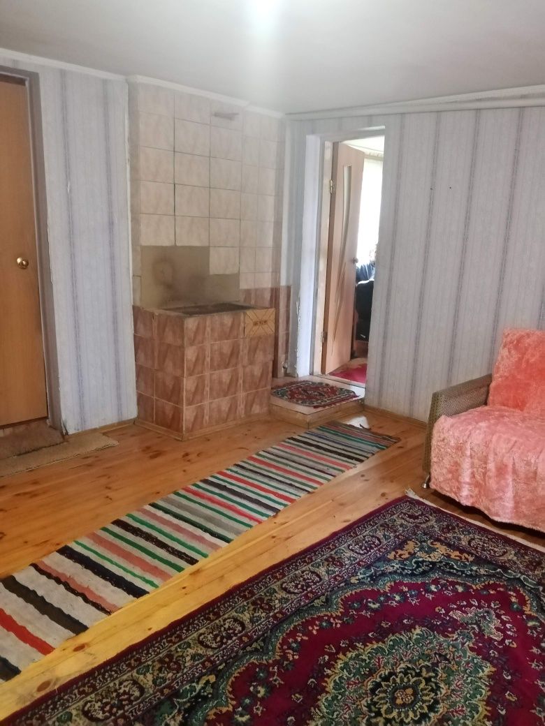 Будинок зі зручностями в Халявині  на два входи