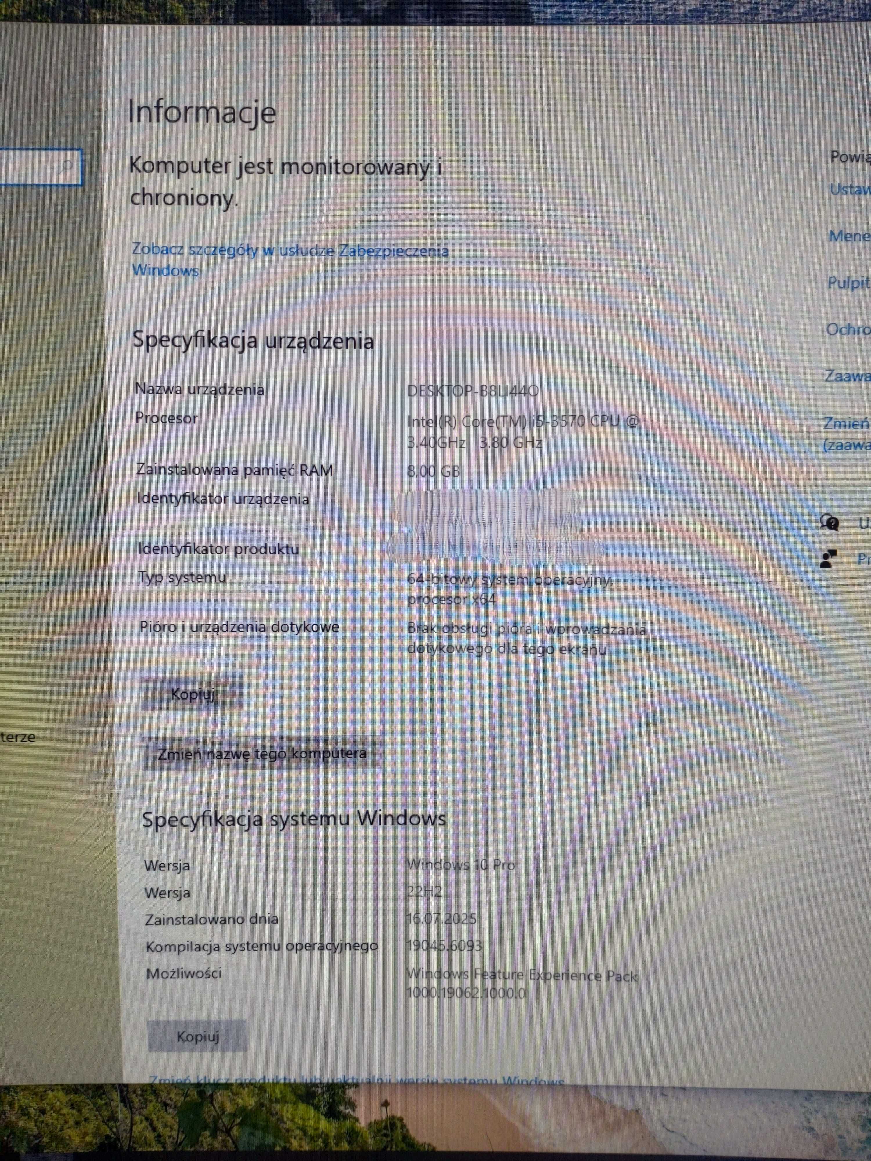 Komputer stacjonarny: intel i5, 8GB RAM, Karta 1GB