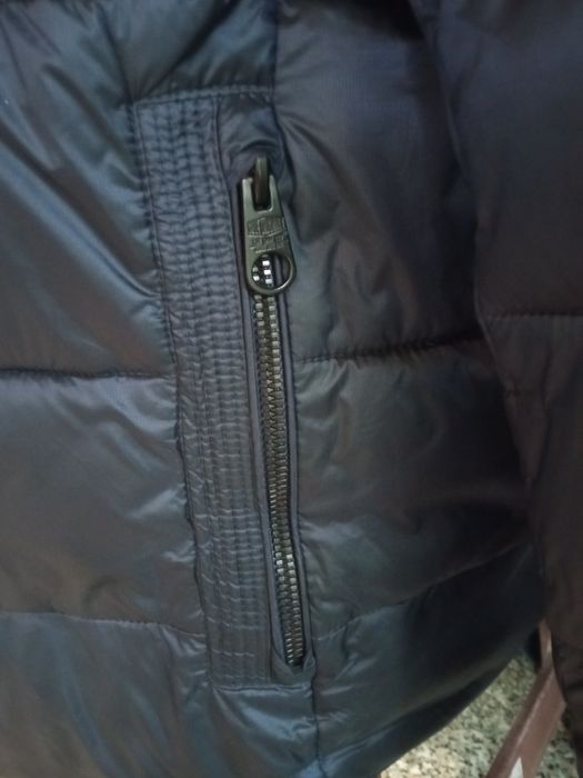 Продам мужской пуховик.