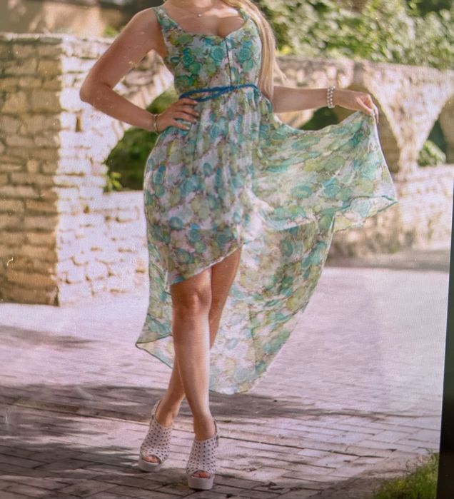 Платье коктельное