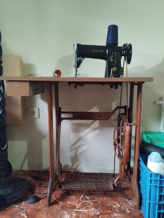 Máquina de costura,marca singer