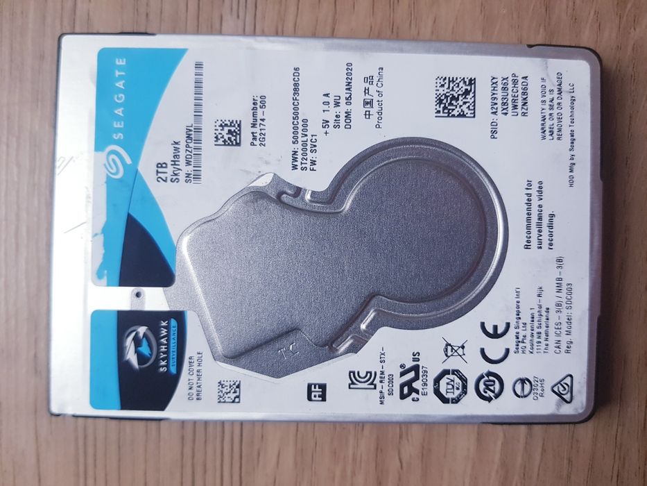 Dysk  HDD  2 TB 2,5' Seagate Skyhawk PC Laptop Xbox PS4 NAS