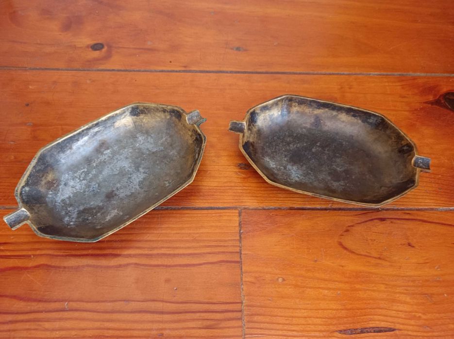 Cinzeiros de ferro batido 1950