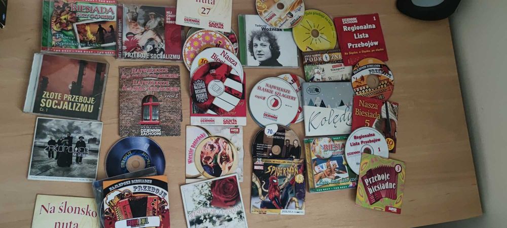 Płyty CD w dobrym stanie. Promocja.59 sztuk.