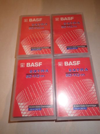 Tapes data cartridge BASF Novas seladas 8D-112m