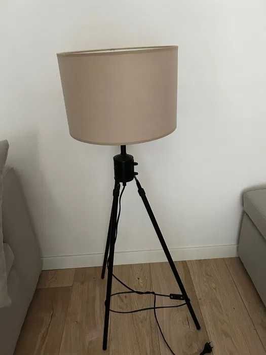 Lampa stojąca trójnóg z abażurem 110 cm