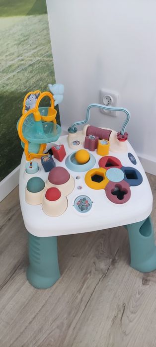 Smoby Stolik Interaktywny Little Smoby
Dzięki stolikowi do zabawy Litt