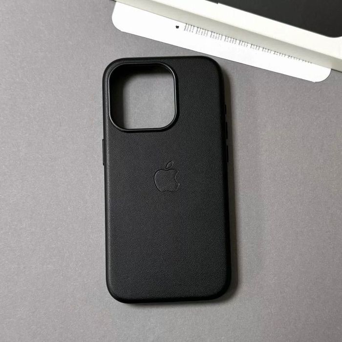 Шкіряний чохол-накладка MagSafe для iPhone 15 Pro | Чехол Айфон 15 Про