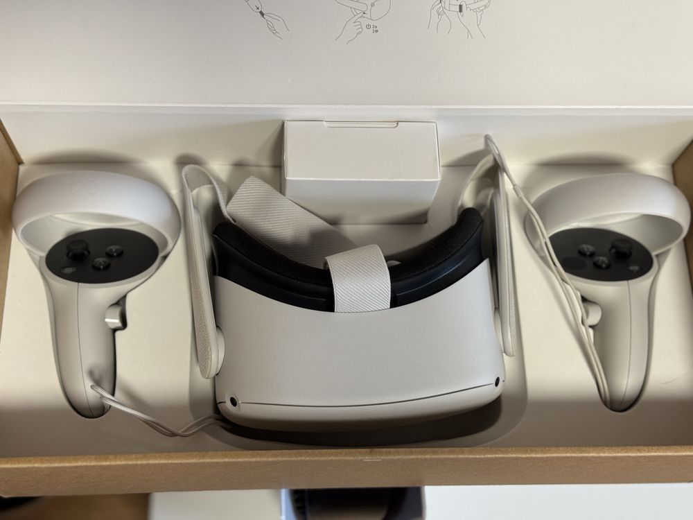 Oculus quest 2 - 128 GB / идеал с коробкой , можно на подарок
