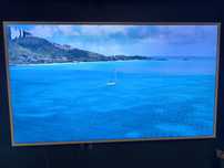 The frame samsung 65 ramka biała opis lekko sciemniona matryca