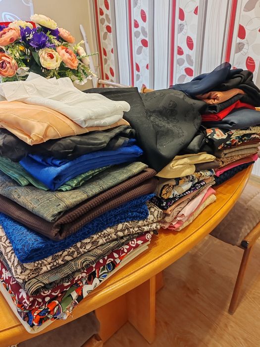 Materiały krawieckie do szycia około 20kg