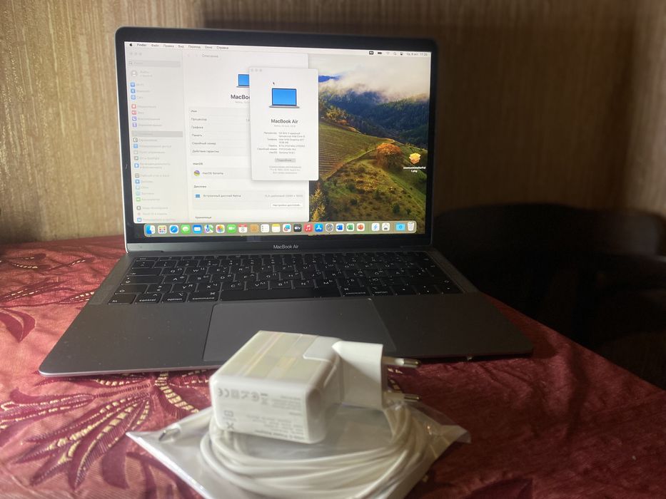 MacBook air A1932 ,2019 року, i5 Space gray, 8/256