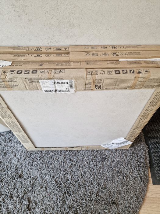 Gres w I-szym Gat. Furato White Lapatto Gr. formatu : 4,28 mkw 60x60cm