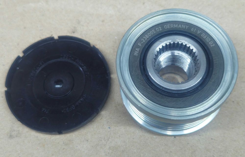 Шкиф генератора INA 238500.2  BMW, TOYOTA