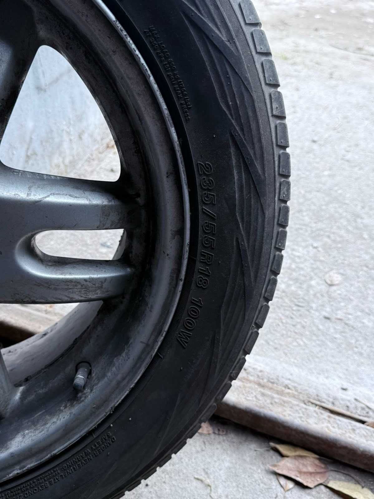 Диски с резино R18 Range Rover Land Rover