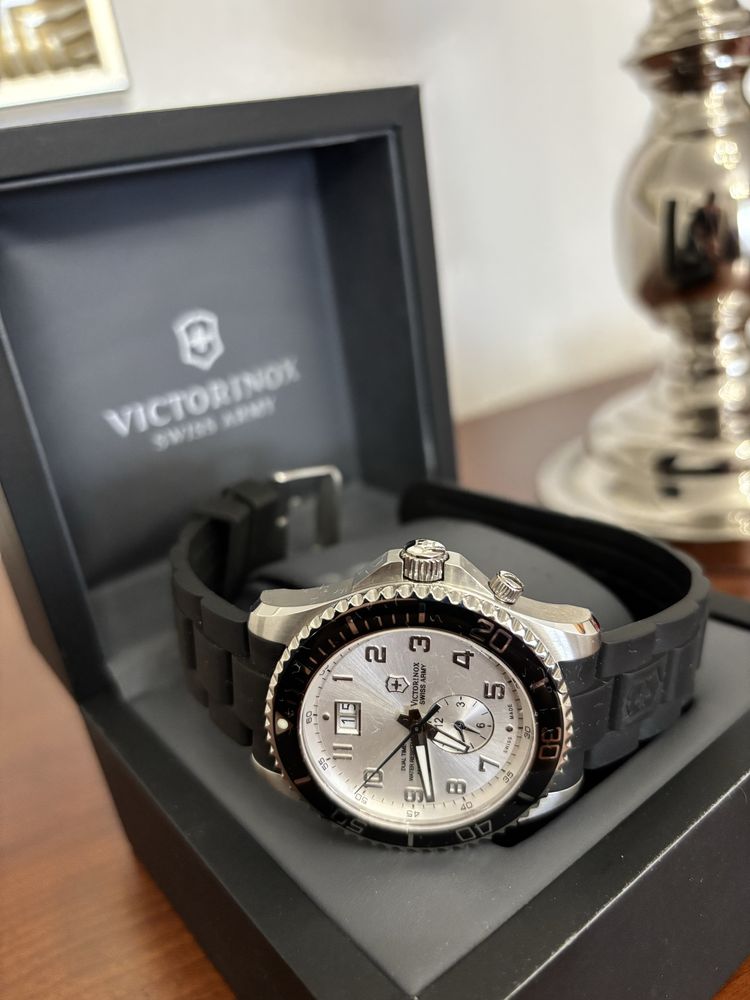 Relogio Victorinox Maverick Dual Time