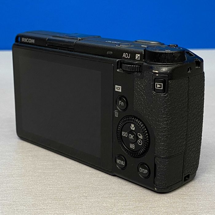 RICOH GR IIIx HDF (24.2MP)